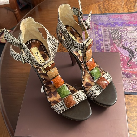 bebe platform shoes - Picture 2 of 15